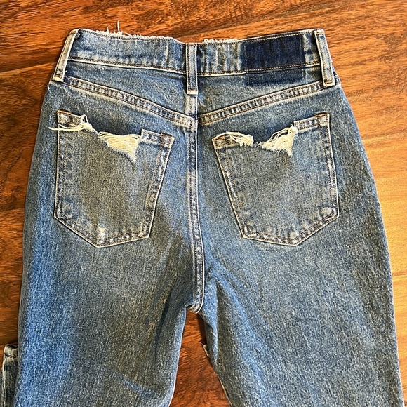 Abercrombie & Fitch mom high rise jeans - Picture 3 of 4